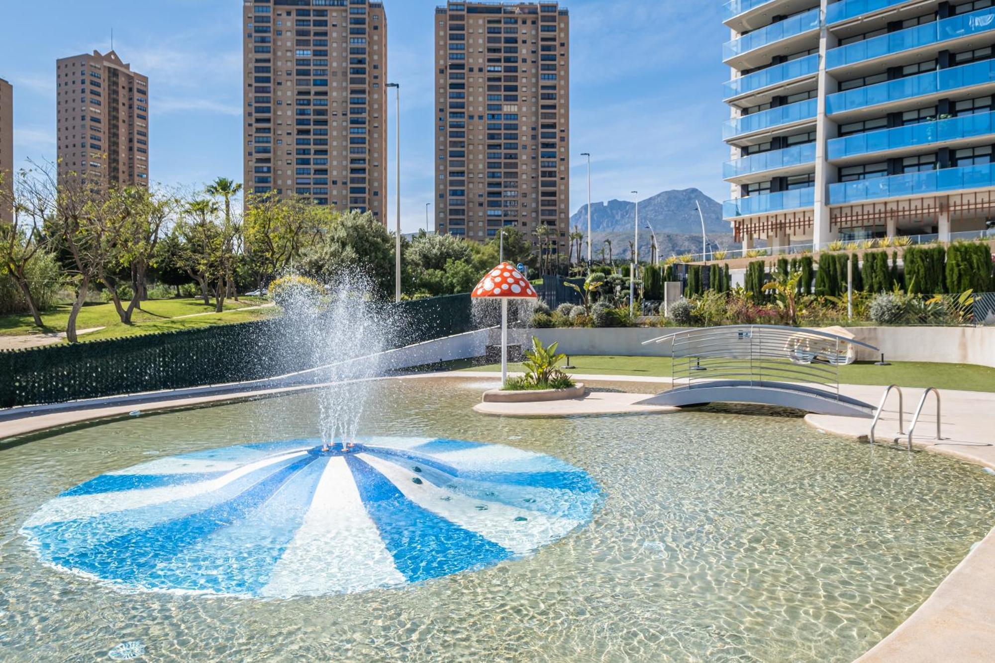 Sunset Drive Resort Apartment 4-8 Poniente Beach Μπένιντορμ Εξωτερικό φωτογραφία