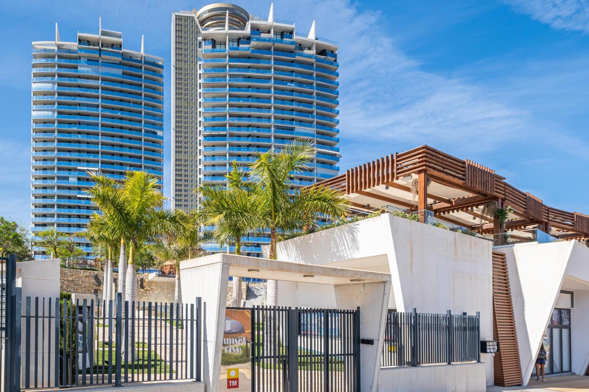 Sunset Drive Resort Apartment 4-8 Poniente Beach Μπένιντορμ Εξωτερικό φωτογραφία